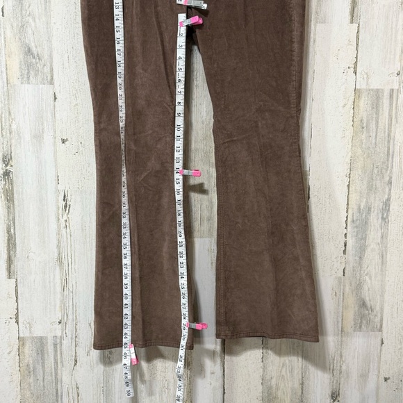 Old Navy Corduroy Brown Fit & Flare Pants - Picture 3 of 11